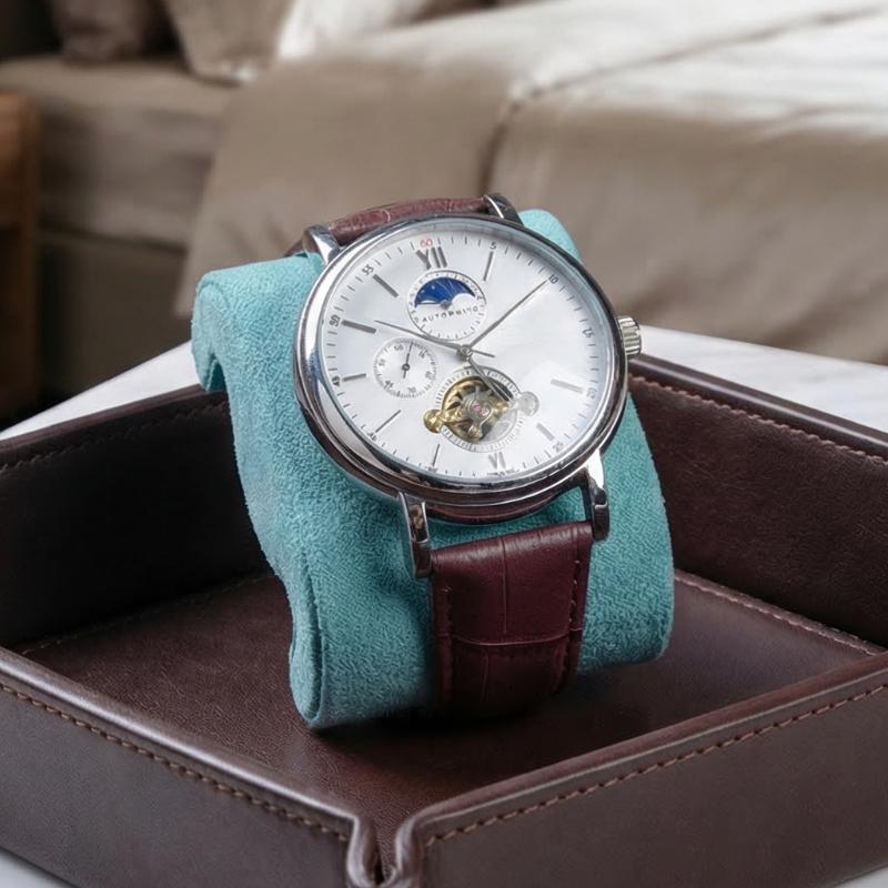 Jewelry Stand Watches - Diskon Besar-Bantalan Jam Tangan, Alas Kotak