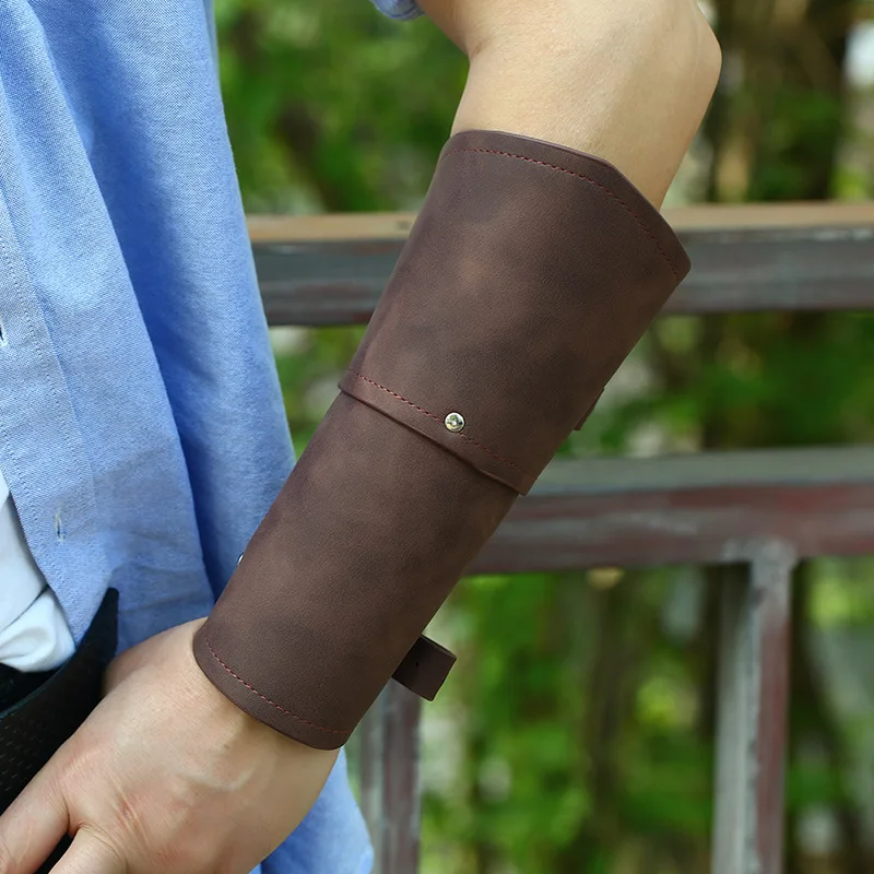 Sarung Tangan Baju Besi Abad P - Leather Bracelet ulasan dan harga